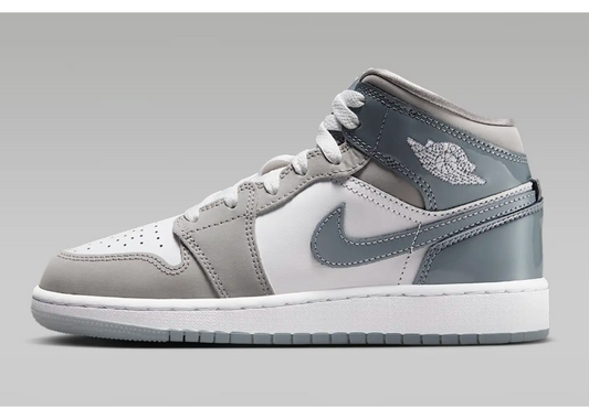 Air Jordan 1 Mid SE