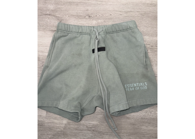 Essentials Short Sycamore
