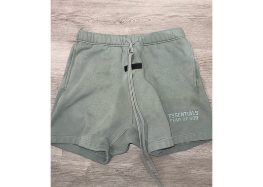 Essentials Short Sycamore