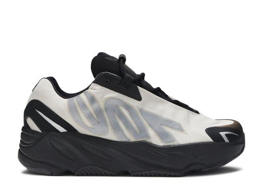 Yeezy Boost 700 MNVN Kids Bone