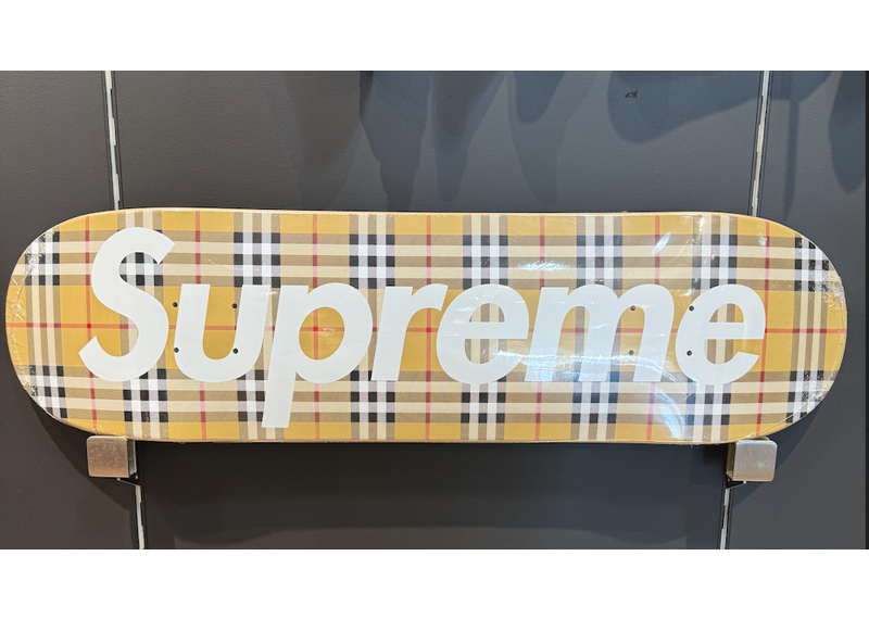 Supreme Burberry Skateboard