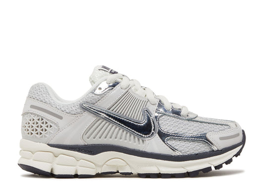 Wmns Air Zoom Vomero 5 Photon Dust Metallic Silver