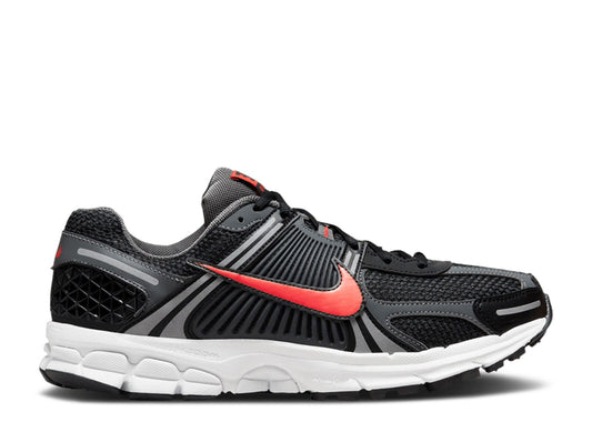 Air Zoom Vomero 5 Black Picante Red