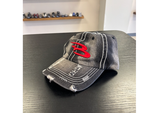 Abominable Bom Hat Black Red