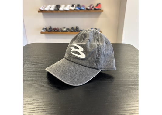 Abominable Bom Hat Black White