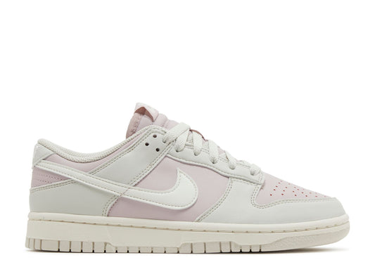 Wmns Dunk Low Next Nature Platinum Violet