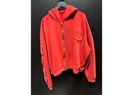 GvGallery red jacket