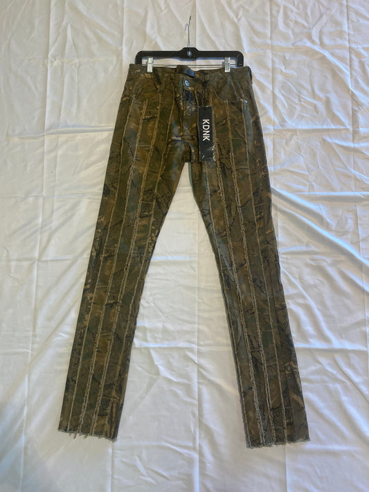 KDNK Stacked Camo